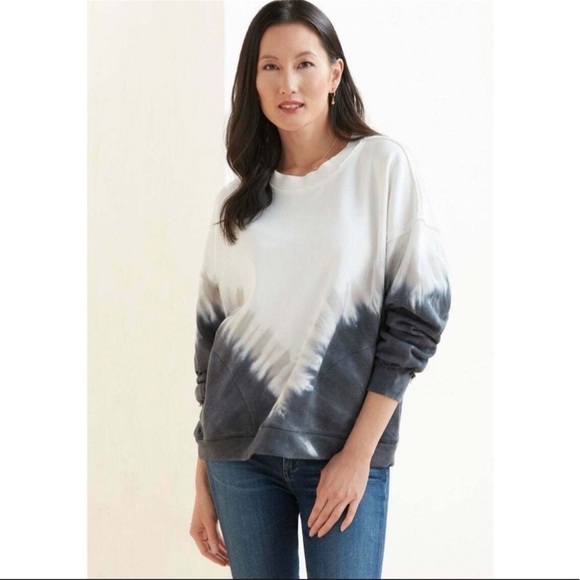 Free People Tops - Free People Movement Oversized Black/White Combo Ombre Metti Crew Size L